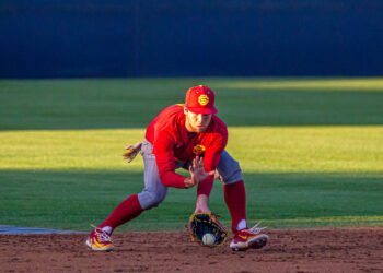 USC Triumphs Over Cal State Fullerton with 5-3 Victory