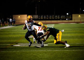 Mission Viejo Cruises Past Edison Behind Fahey’s Air Attack, 37–20